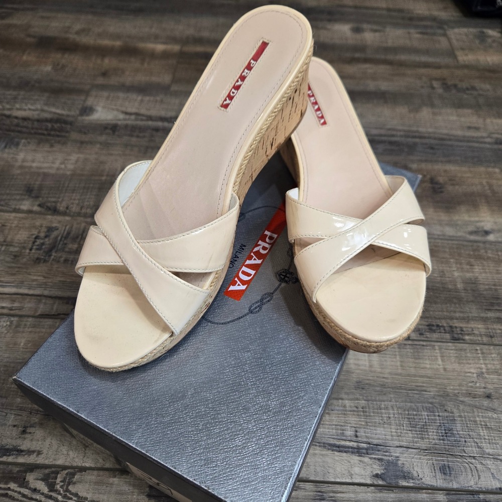 Vintage Prada Vernice Bianco Patent Leather Cork Wedge Sandals Beige Cream 39.5